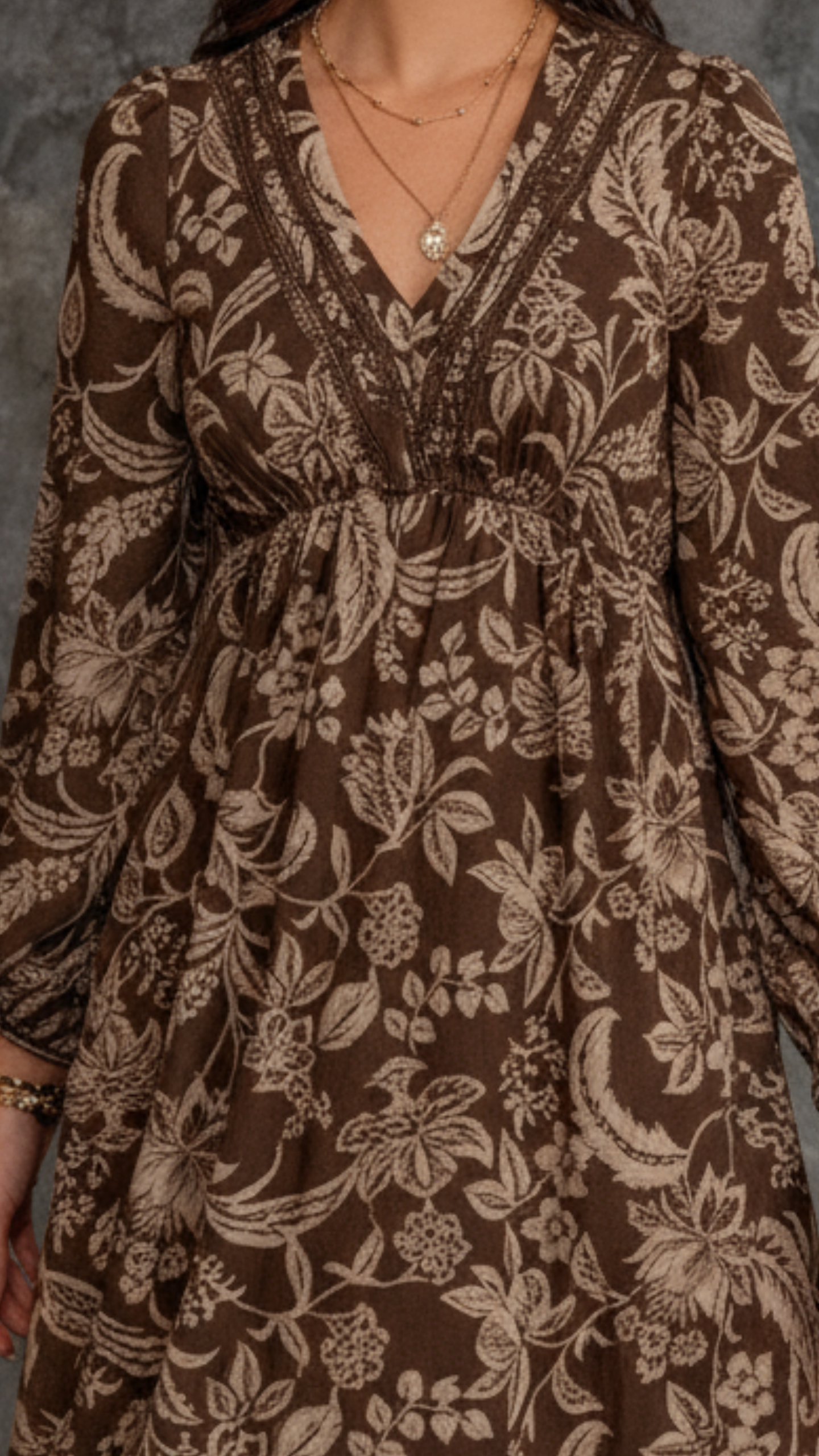 Alicia| Vestido bohemio con cuello en V de encaje estampado floral